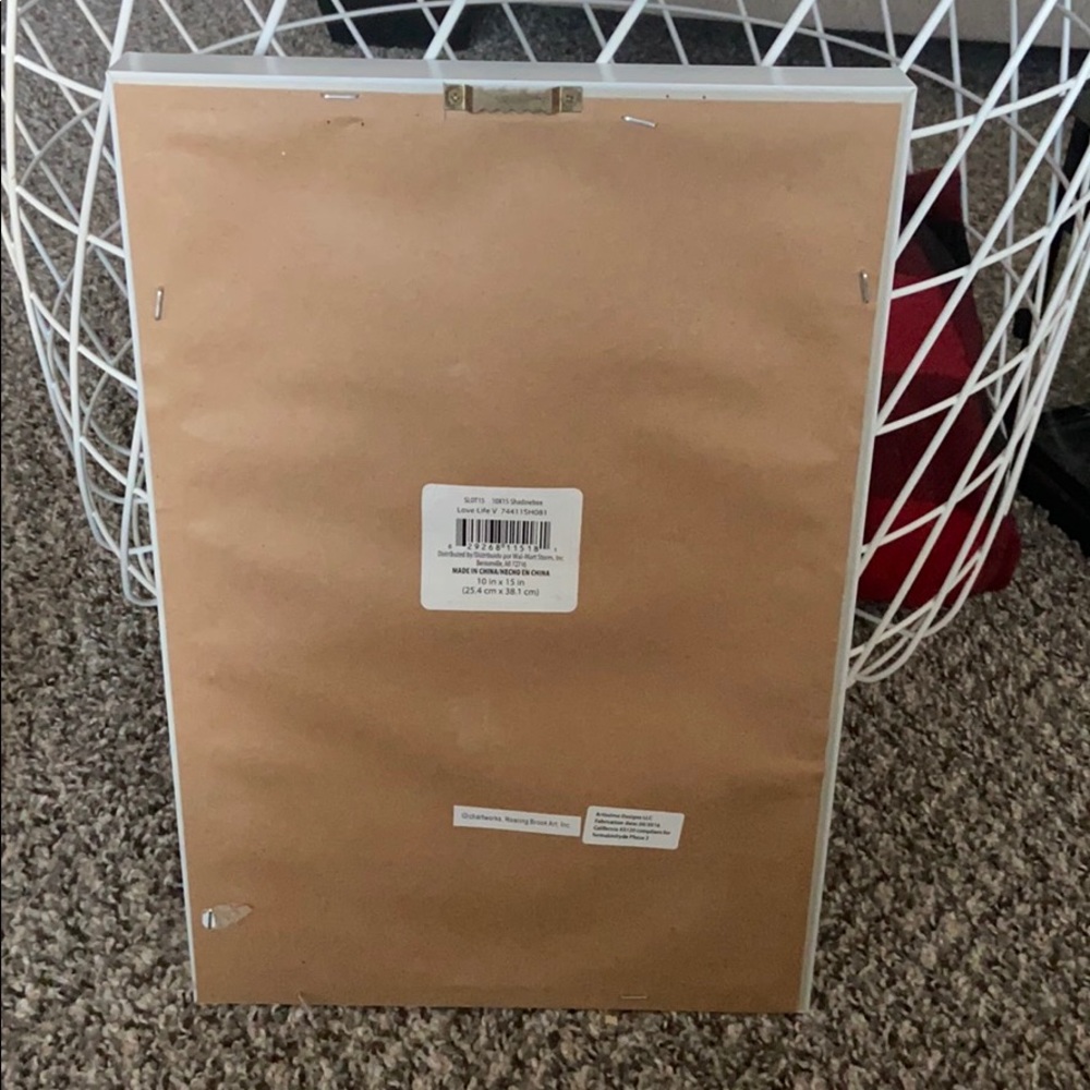 Wall frame - Picture 2 of 2